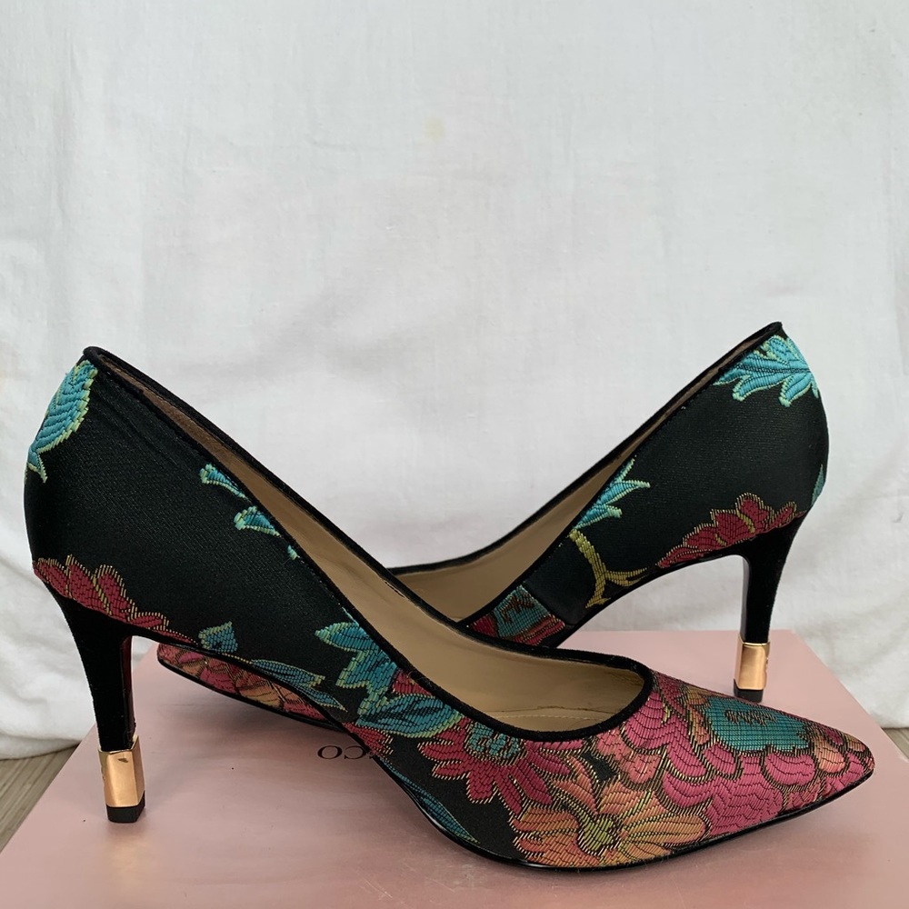 GUESS Floral Print Heels